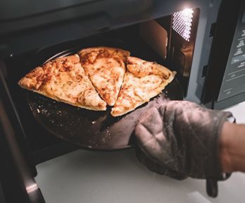 pizza surgelata nel microonde pizza surgelata nel microonde