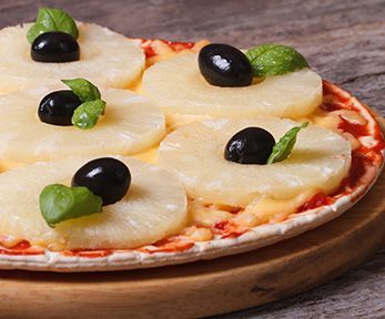 Chi ha inventato la pizza con l'ananas