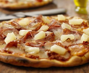 Come si fa la pizza con l'ananas