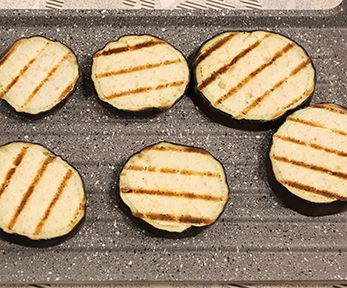Come cucinare le melanzane grigliate Come cucinare le melanzane grigliate