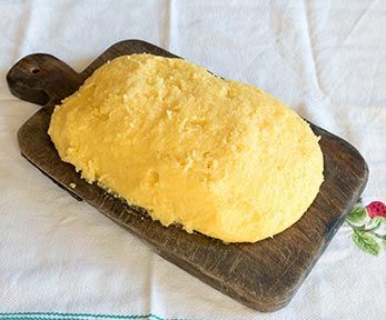 Come cucinare la polenta in bianco Come cucinare la polenta in bianco
