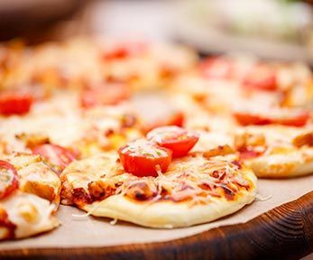 Come fare i salatini e le pizzette Come fare i salatini e le pizzette