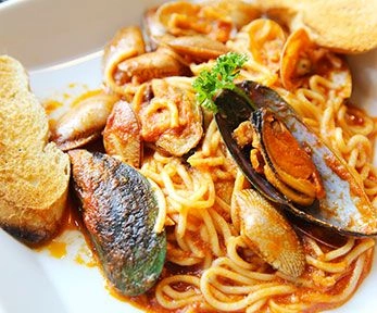 Con vongole e cozze Con vongole e cozze