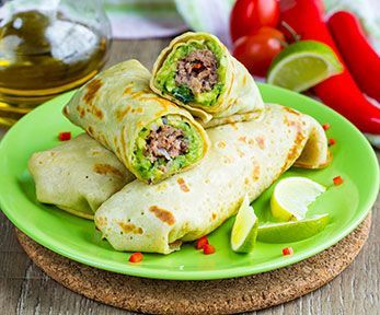 Come preparare i burritos con salsa guacamole Come preparare i burritos con salsa guacamole