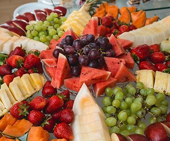 Come servire la frutta in un buffet