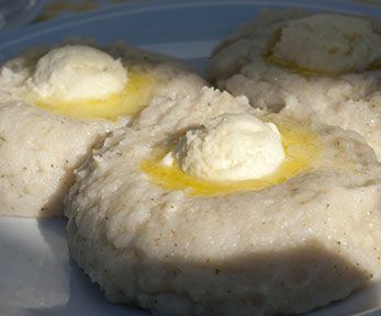 Come si fa la polenta bianca al forno Come si fa la polenta bianca al forno