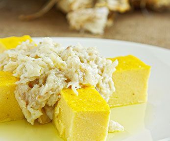 Come si fa la polenta bianca col pesce Come si fa la polenta bianca col pesce