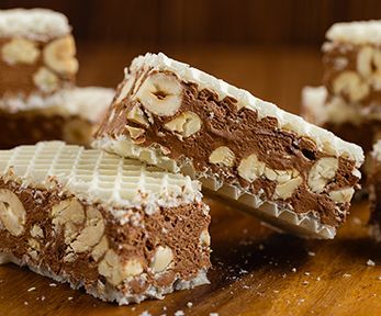 Qualche dolce da realizzare con le nocciole tostate Qualche dolce da realizzare con le nocciole tostate