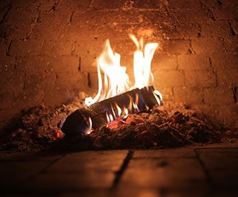 Come accendere il forno a legna per la prima volta