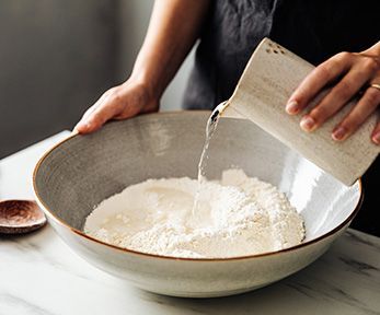 Come miscelare farine di forza diverse