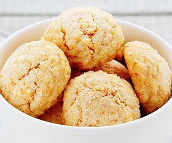 Come fare gli amaretti in casa