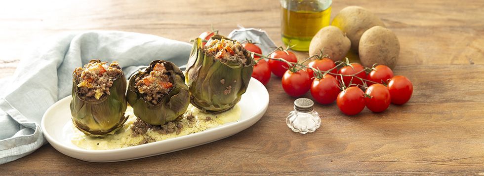 Carciofi ripieni in salsa di Galbanino e patate
