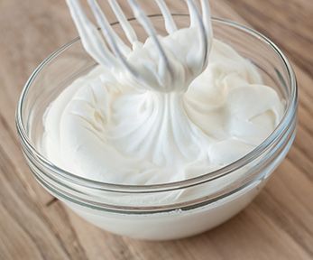 Come fare la panna da cucina in casa senza l'olio Come fare la panna da cucina in casa senza l'olio