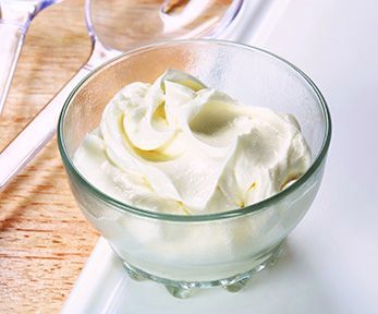 Come fare la panna da cucina in casa senza il latte Come fare la panna da cucina in casa senza il latte