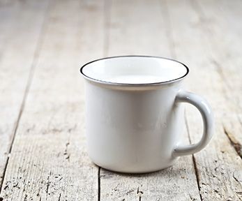 Come sostituire la panna da cucina con il latte