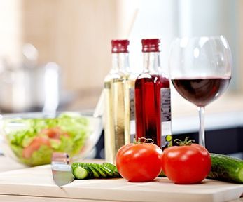 Come usare l'aceto di vino rosso in cucina Come usare l'aceto di vino rosso in cucina