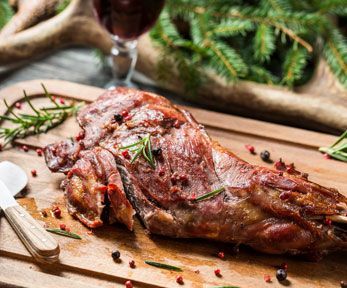 Come fare la bistecca di cervo alla griglia