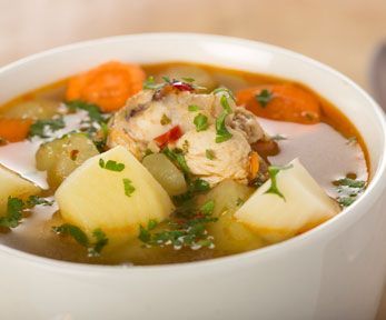 Come cucinare la faraona in brodo Come cucinare la faraona in brodo