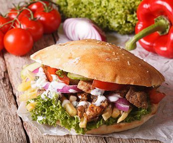 COME SI PREPARA IL PANINO KEBAB