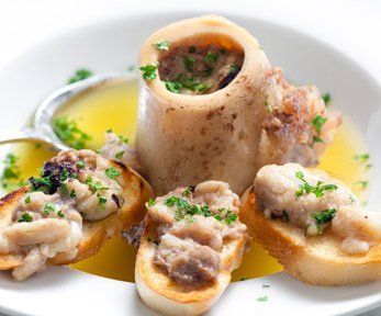 Come fare i crostini con il midollo di bue