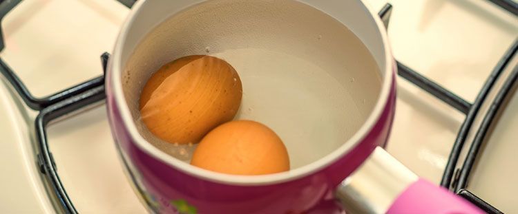 Come Cuocere le Uova Sode: suggerimenti e ricette
