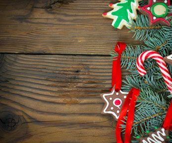 Come fare i biscotti per l'albero di Natale al cioccolato Come fare i biscotti per l'albero di Natale al cioccolato