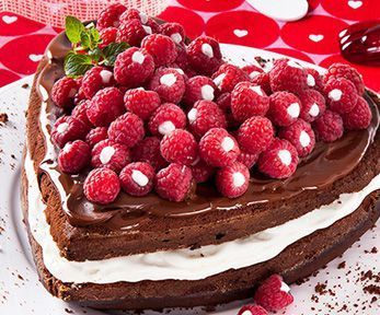 Come fare la bagna per una torta al cioccolato Come fare la bagna per una torta al cioccolato