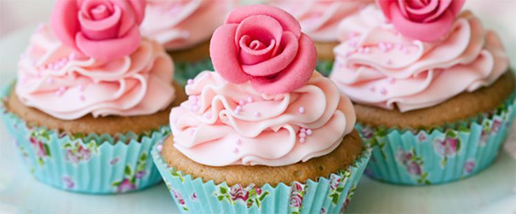 Come fare la pasta di zucchero: la ricetta fatta in casa per torte e dolci