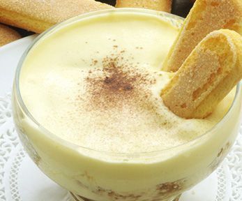 Dolci con crema al mascarpone Dolci con crema al mascarpone