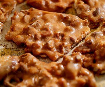 Come fare il croccante di nocciole Come fare il croccante di nocciole