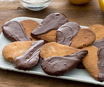 Come decorare biscotti per San Valentino Come decorare biscotti per San Valentino