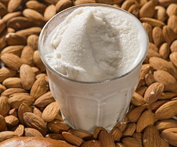 Come si fa la granita con la pasta di mandorle Come si fa la granita con la pasta di mandorle