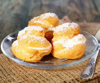 Come fare profiteroles al cioccolato bianco Come fare profiteroles al cioccolato bianco