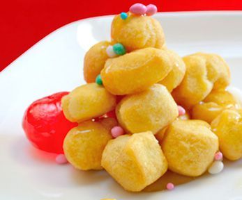 Come fare il miele per gli struffoli Come fare il miele per gli struffoli