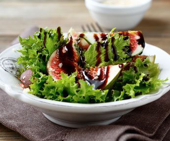 Come usare l'aceto balsamico in cucina per creare gustose insalate Come usare l'aceto balsamico in cucina per creare gustose insalate