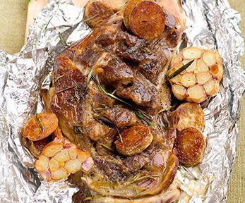 Come cucinare l'agnello al cartoccio