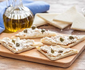 Come fare i crostini con il tonno Come fare i crostini con il tonno