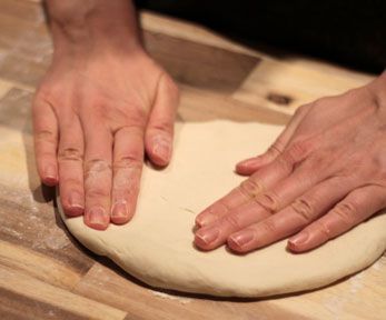 Come stendere gli gnocchi alla romana Come stendere gli gnocchi alla romana