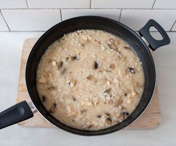 Mantecare il risotto ai funghi Mantecare il risotto ai funghi