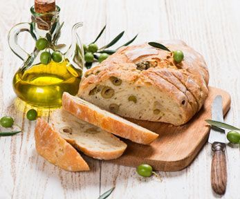 Come fare il pane aromatizzato alle olive Come fare il pane aromatizzato alle olive