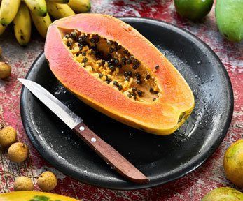 Come si sbuccia la papaya