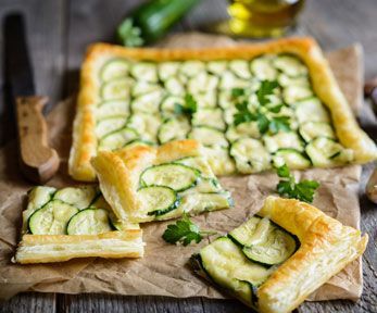 Come farcire la pasta sfoglia con zucchine Come farcire la pasta sfoglia con zucchine