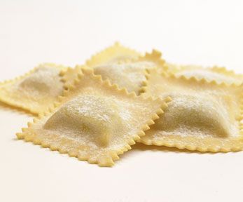 Come fare la pasta per ravioli senza uova Come fare la pasta per ravioli senza uova