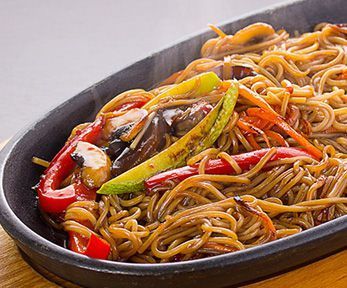 Come cucinare gli spaghetti di soia alle verdure