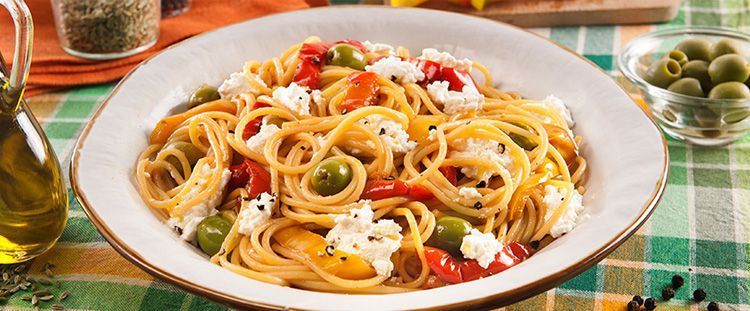 Come cucinare gli spaghetti Come cucinare gli spaghetti