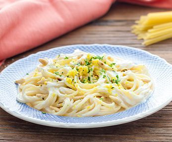 Come cucinare gli spaghetti al limone Come cucinare gli spaghetti al limone