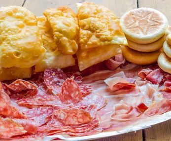 Come farcire le tigelle per il pranzo Come farcire le tigelle per il pranzo