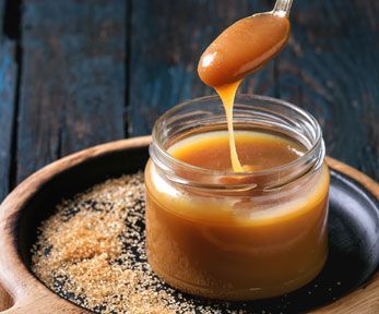 Come utilizzare lo zucchero di canna nelle salse di caramello Come utilizzare lo zucchero di canna nelle salse di caramello
