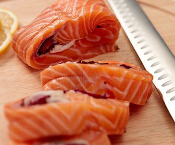 Come tagliare il salmone affumicato