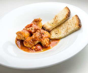 Come cucinare lo scorfano al sugo Come cucinare lo scorfano al sugo